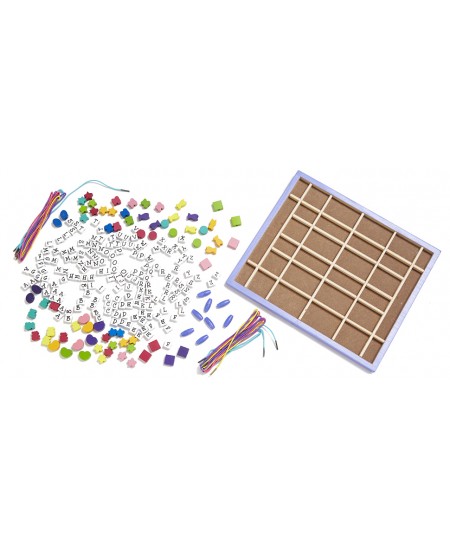 Puidust helmeste komplekt tähtedega MELISSA & DOUG