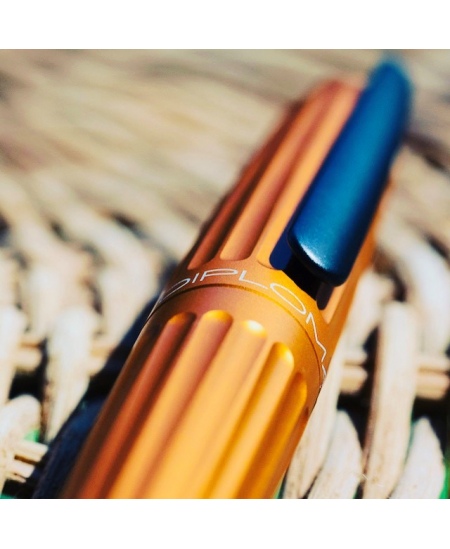 Täitesulepea DIPLOMAT Aero orange, mustade detailidega