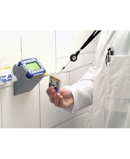 Kaelapael DURABLE märgihoidiku rulliku ja vedrukonksuga, must