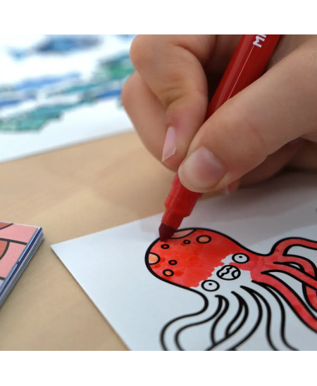 Värvimisvihik MILAN Alien Invasion, kleebistega